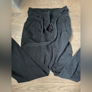 Wilfred black cargo pants with belt paper bag ultra high rise pleated